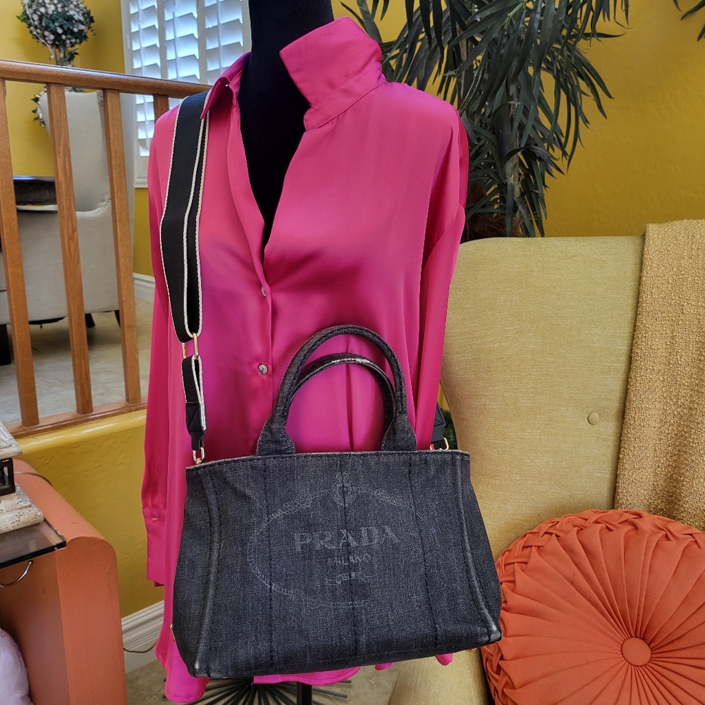 🔥Prada Canapa Logo Nero Denim tote. - Picture 11 of 15